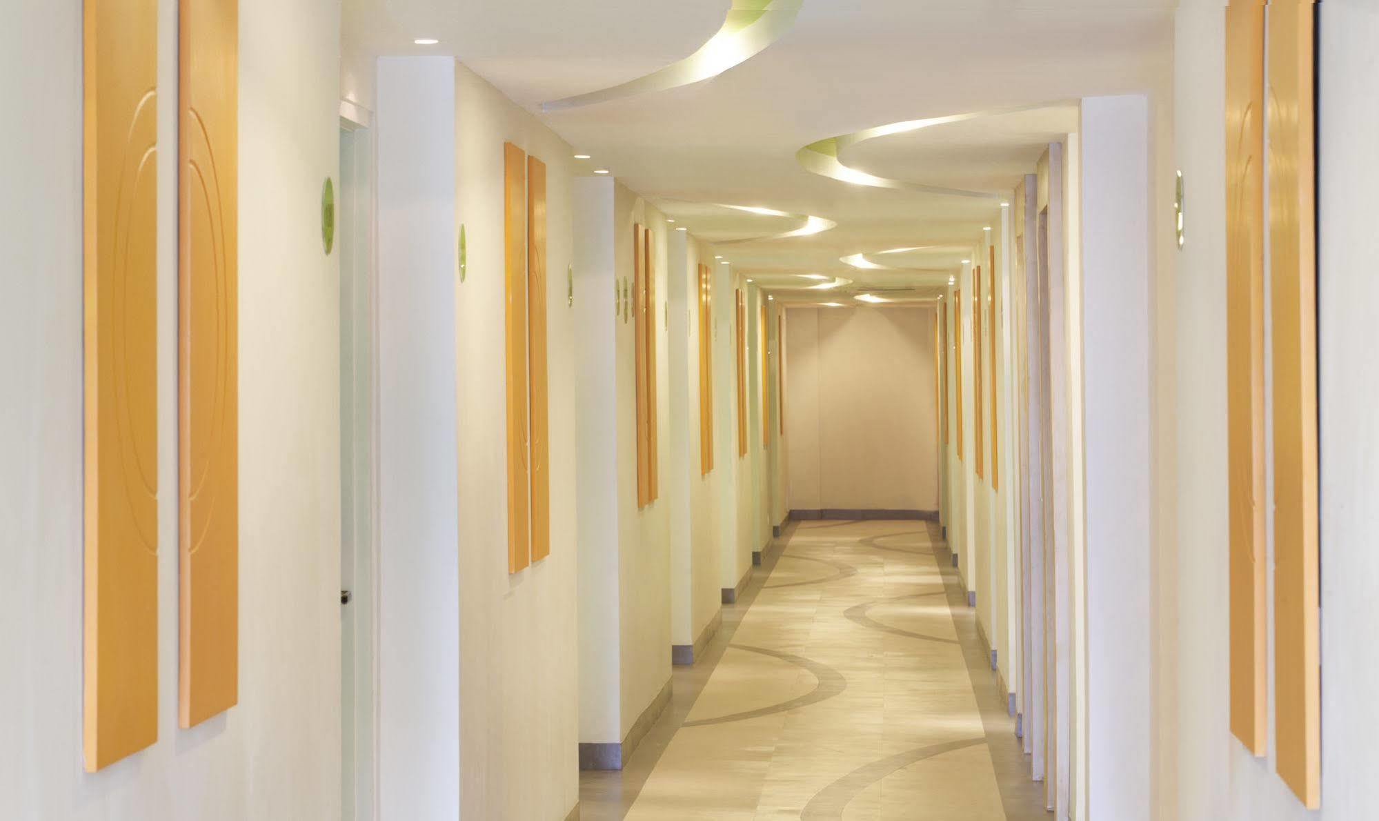 Zest Yogyakarta By Swiss-Belhotel International Esterno foto